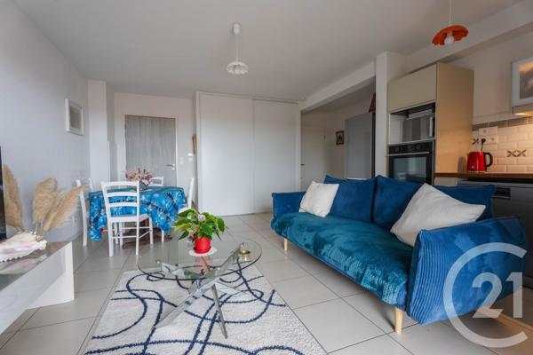 Appartement T3 à vendre  3 pièces - 61,07 m 2   ST MARTIN DE SEIGNANX  - 40