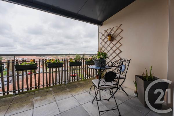 Appartement T3 à vendre  3 pièces - 61,07 m 2   ST MARTIN DE SEIGNANX  - 40