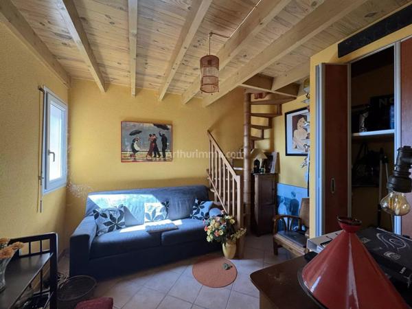 Vente                                                      Maison
                        
                     7 pièces                      358 m2                     à Manosque