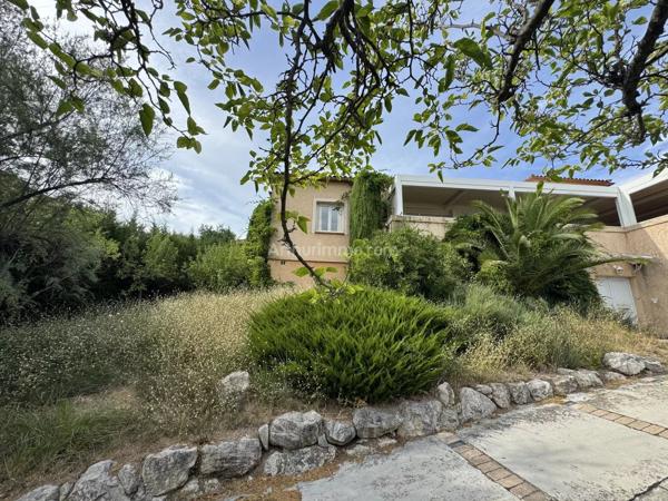 Vente                                                      Maison
                        
                     7 pièces                      358 m2                     à Manosque