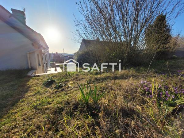 MAISON CENTRE VILLE 2ch + GD JARDIN + Dépendances