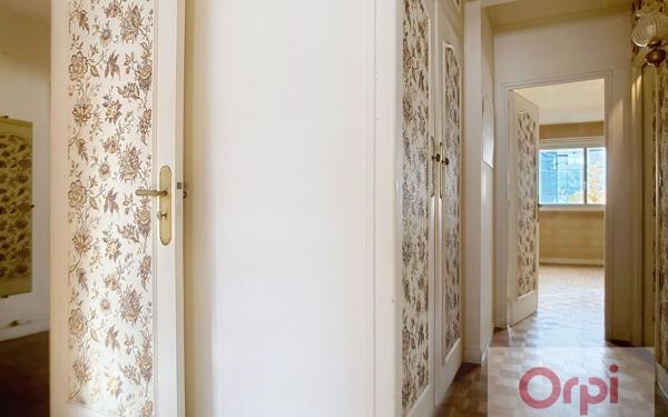 Appartement à vendre    4 pièces • 82,73 m2 Issy-les-Moulineaux