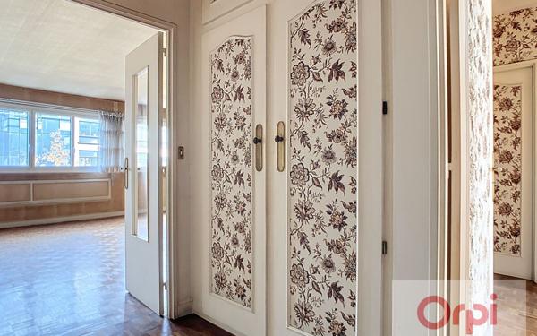 Appartement à vendre    4 pièces • 82,73 m2 Issy-les-Moulineaux