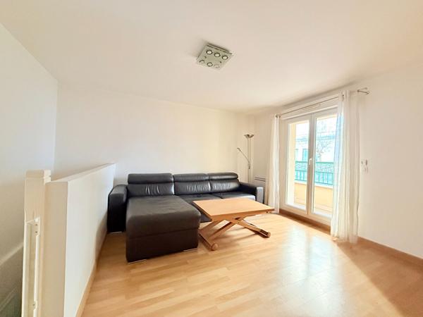 Appartement Nogent Sur Marne 2 pièces 45m² Terrasse & Balcon