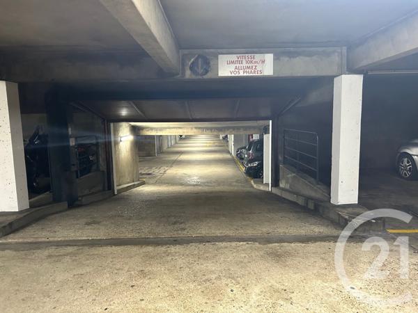 Parking à vendre  13,50 m2 CLICHY - 92