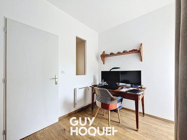 Maison de ville en pierre rénovée 4 Chambres + Bureau et terrain attenant - 71000 Mâcon Flacé