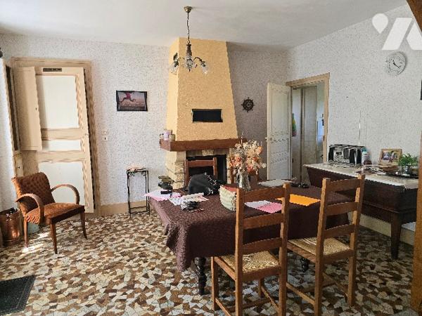 Maison de m² 77 avec double garage sur parcelle de 533 m².