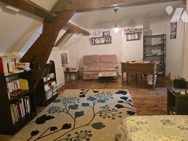 Maison de m² 77 avec double garage sur parcelle de 533 m².