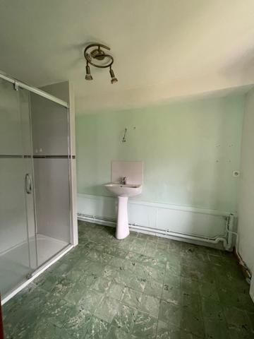 Longere individuelle 84 m2 et grand terrain
