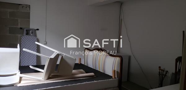 Maison 65 m2, Entrepot 250 m2, terrain 941 m2 Nemours