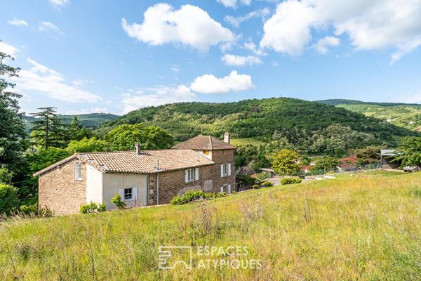 Maison de charme en pierre avec vue panoramique