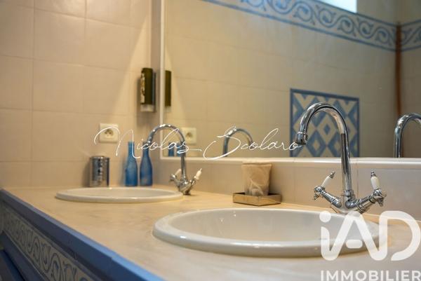 Maison à vendre 8 pièces 310 m² Cheval-Blanc