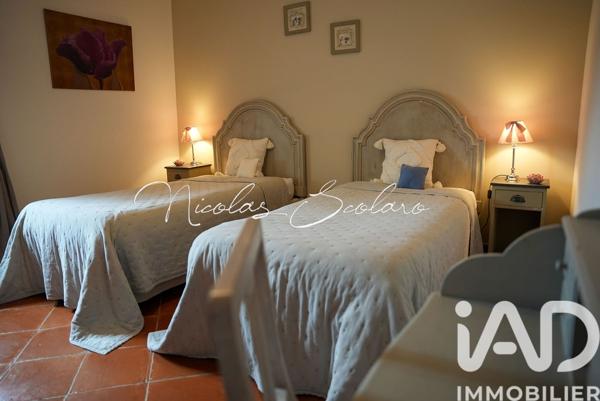 Maison à vendre 8 pièces 310 m² Cheval-Blanc