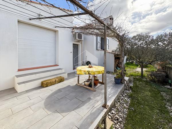 Les Pennes Mirabeau - Maison de plain pied T4+T2 de 137m2 sur parcelle avec piscine de 785m2