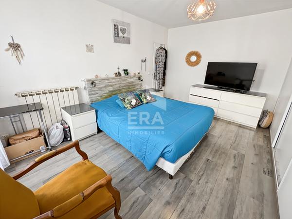 Les Pennes Mirabeau - Maison de plain pied T4+T2 de 137m2 sur parcelle avec piscine de 785m2