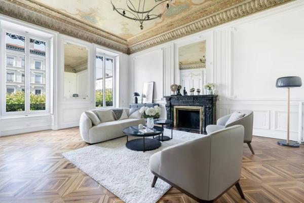 LYON 6 - COURS FRANKLIN ROOSEVELT