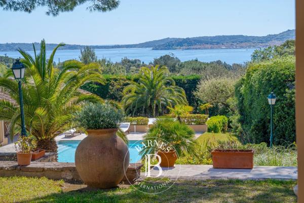 Grimaud, Villa 5 Chambres -  395 m² à vendre