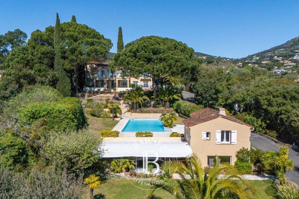Grimaud, Villa 5 Chambres -  395 m² à vendre