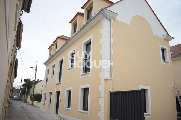 BEAU F2 de 45m2 CENTRE VILLE OZOIR LA FERRIÈRE