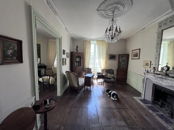 Maison à vendre |  Nontron |  8 pièces | 178 m²