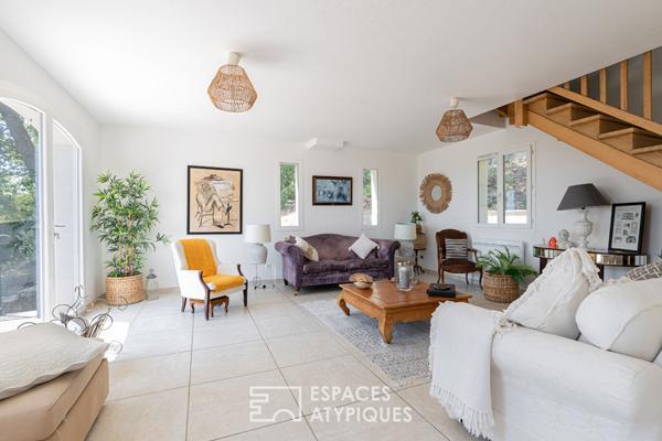 Pierrevert -146 m2 de lumière avec vue panoramique sur plus de 1500m2 de terrain