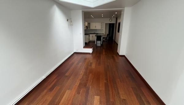 Appartement idéalement situé pour résidence ou professions libérales