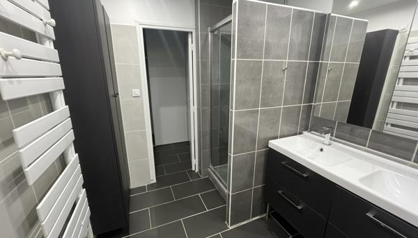 Appartement idéalement situé pour résidence ou professions libérales