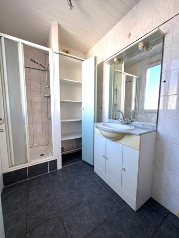 Grand F1 de 37m2 à Gagny secteur Petit Raincy... 8 min RER E...