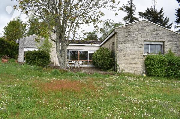 Villa d’architecte à CIVRAY