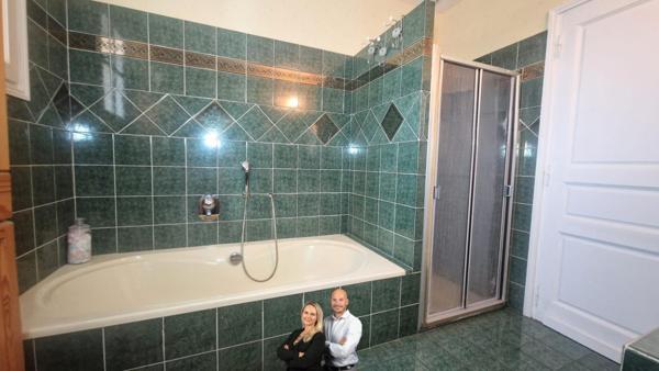 Maison au calme porche des commerces