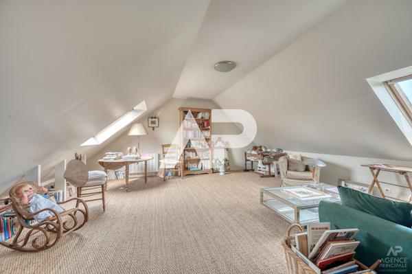 Maison Rueil Malmaison 7 pièce(s) 163.03 m2 €1 139 000 ** - Référence 19860