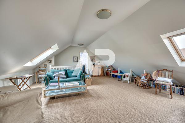 Maison Rueil Malmaison 7 pièce(s) 163.03 m2 €1 139 000 ** - Référence 19860