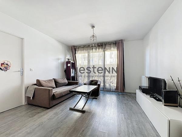 Appartement 2 pièces dernier étage, À deux pas du téléphérique de Créteil !