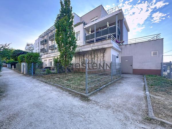 Appartement 2 pièces dernier étage, À deux pas du téléphérique de Créteil !