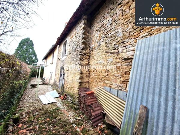 Vente                                                      Maison de village
                        
                     7 pièces                      81 m2                     à Arlay