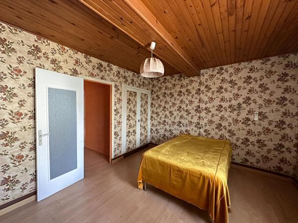 Maison à vendre à Tuchan - 6 chambres - garage - Piscine