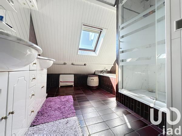 Maison à vendre 7 pièces 118 m² Vaux-le-Pénil