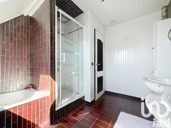 Maison à vendre 7 pièces 118 m² Vaux-le-Pénil