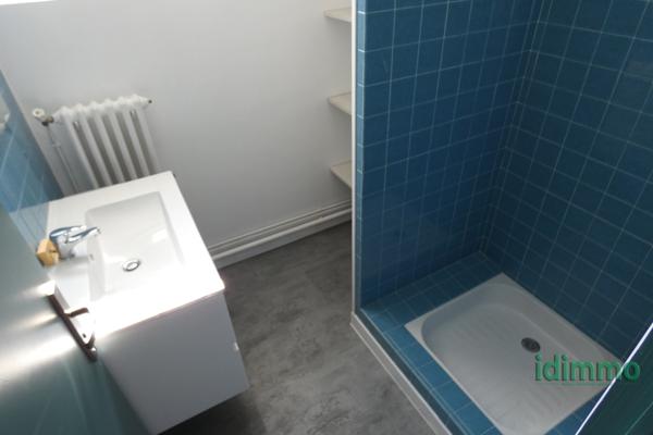 ARPAJON SUR CERE BELLE MAISON 4 CHAMBRES Arpajon-sur-Cère (15130)