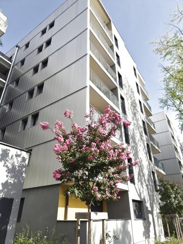 Bel appartement de type 3 de standing avec terrasse et garage