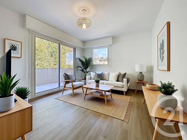Appartement F1 à vendre  1 pièce - 24 m2 NICE - 06