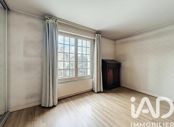 Maison à vendre 6 pièces 186 m² Saint-Maur-des-Fossés