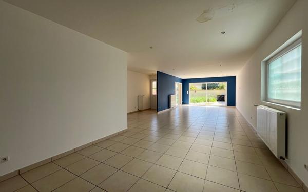 Maison à vendre    4 pièces •  Clavette