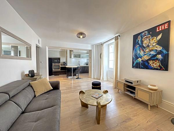 Orleans hyper centre quartier Bannier -  Maison 5 pièces de 100 m2 + Garage