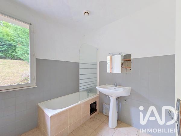 Immeuble à vendre 138 m² Eugénie-les-Bains