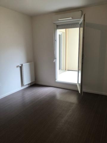 Appartement ERMONT - 2 pièces - 46.40m2