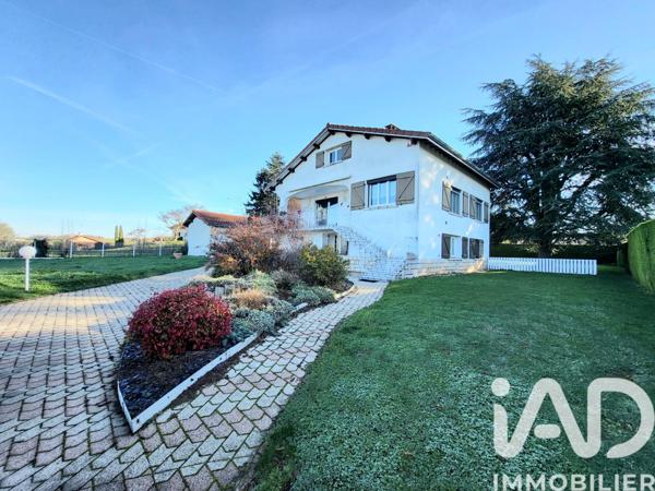 Maison à vendre 7 pièces 237 m² Saint-Bonnet-les-Oules
