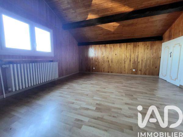 Maison à vendre 7 pièces 237 m² Saint-Bonnet-les-Oules