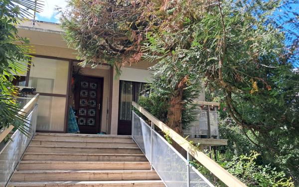 Maison à vendre    4 pièces • 106 m2 Choisy-le-Roi