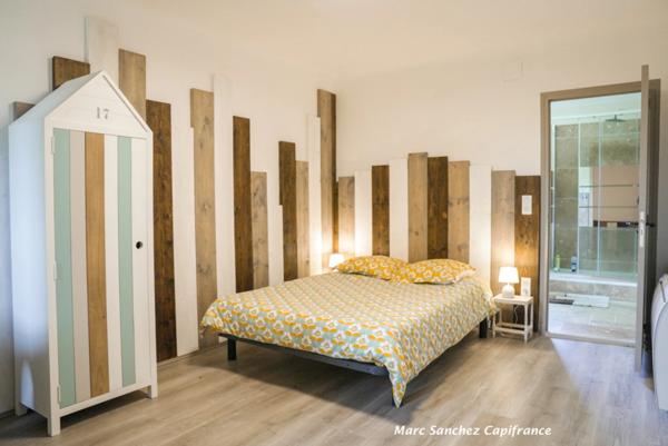 Dpt Hautes Pyrénées (65) Tarbes Nord à vendre GITES de 300 m2 sur 2775 m2 de terrain avec piscine.